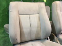 シート SUBARU LANCASTER OEM 64010AE700GE 64010AE710GE 64221AE130GE 64231AE130GE BHE 2000 white / grey 0U4