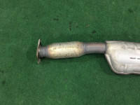 Средняя часть глушителя SUBARU LANCASTER OEM 44200AE080 BHE 2000 EZ30