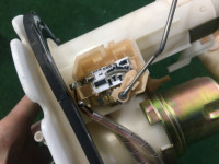 Fuel pump SUBARU LEGACY B4 OEM 42021AE010 42021AE011 BE5 2001 EJ206