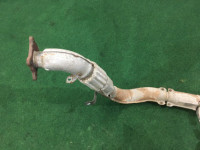 Colector de escape SUBARU LEGACY B4 OEM 44102AC090 44102AE030 BE5 2001 EJ206
