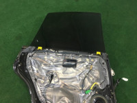 Puerta trasera izquierda SUBARU LEGACY B4 OEM 60400AE410 BE5 2001 Black 47A