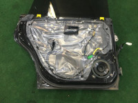 Puerta trasera izquierda SUBARU LEGACY B4 OEM 60400AE410 BE5 2001 Black 47A