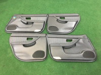 Обшивка дверей SUBARU LEGACY B4 OEM 94210AE060ML 94210AE070ML 94220AE060ML 94220AE070ML BE5 2001 Black 47A