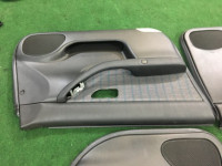 Обшивка дверей SUBARU LEGACY B4 OEM 94210AE060ML 94210AE070ML 94220AE060ML 94220AE070ML BE5 2001 Black 47A