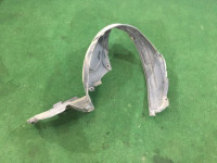 左前轮内衬 59110AE010 SUBARU LEGACY B4