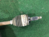 Palier delantero SUBARU LEGACY B4 OEM 28021AC200 BE5 2001 EJ206