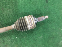 เพลาขับหน้า SUBARU LEGACY B4 OEM 28021AC200 BE5 2001 EJ206