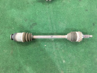 เพลาขับหน้า SUBARU LEGACY B4 OEM 28021AC200 BE5 2001 EJ206