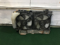 Радиатор двигателя 45111AE021 45119AE020 SUBARU LEGACY B4