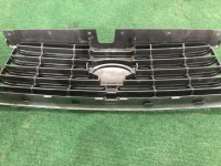 Radiator grille SUBARU FORESTER OEM 91121SA082 SG5 2007 white 51E