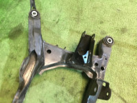 托梁 задняя SUBARU LEGACY OEM 20152AG000 BP5 2004 EJ204