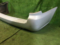 Para-choques traseiro SUBARU LEGACY OEM 57703AG040WZ 57704AG040 BP5 2004 white pearl 36J