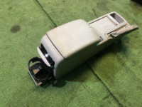 グローブボックス・アームレスト SUBARU LEGACY OEM 92111AG060WA BP5 2004 white pearl 36J