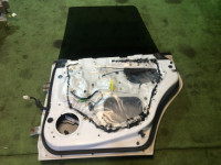 Porta traseira direita SUBARU LEGACY OEM 60409AG0009P 60409AG0019P BP5 2004 white pearl 36J