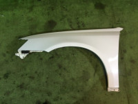 Крыло переднее левое SUBARU LEGACY OEM 57110AG0109P BP5 2004 white pearl 36J