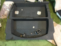 แผงบุห้องเก็บของท้าย SUBARU LEGACY OEM 94027AG040WA 94027AG050WA 91144AG040 95066AG050WA 95066AG051WA BP5 2004 white pearl 36J