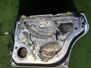 Puerta trasera derecha SUBARU LEGACY B4 OEM 60400AE400 BE5 2001 серый 01G