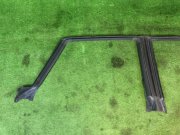 右车门密封条 SUBARU LEGACY B4 OEM 63521AE000 BE5 2001 серый 01G