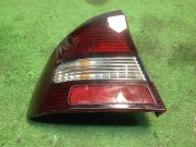 左テールランプ SUBARU LEGACY OEM 84201AE05B BEE 2002