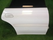 Puerta trasera derecha SUBARU LEGACY OEM 61400AC300, 61400AC320 BG5 1997 белый 51E