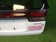 Porta da bagageira SUBARU LEGACY OEM 61700AC000, 84251AC090 BG5 1997 белый 51E