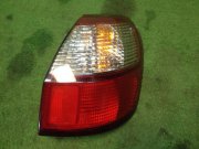 右尾灯 84201AE001, 84201AE000 SUBARU LEGACY