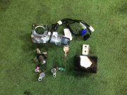 Lock set SUBARU LANCASTER OEM 57491AE000, 57491AE001 BH9 1998 green 8K4