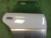 Puerta trasera derecha SUBARU LANCASTER OEM 60400AE160, 60400AE180 BH9 1998 beige 8L5