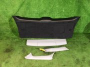 Обшивка пятой двери 94320AE011NS, 94310AE000OB, 94310AE020OB, 94310AE030OB SUBARU LEGACY