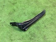 Soporte derecho del parachoques delantero SUBARU LEGACY OEM 57707AE120 BH9 2000 silver 792