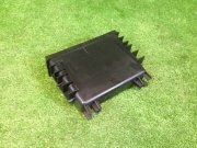 Porta-objetos sob o rádio SUBARU LANCASTER OEM 66130AA080 BH9 2002 серый 1U2