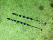 Амортизаторы пятой двери SUBARU LANCASTER OEM 63260AE020, 63260AE030, 871068210, S92502, S92503, BHE 2000 beige 8L5