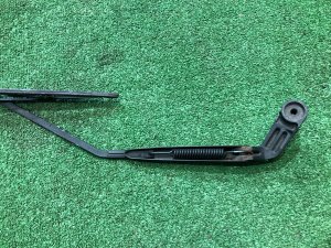 Дворник задний SUBARU LEGACY OEM 86532AE040 BE5 2000