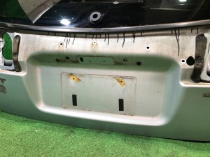 Tailgate цвет 01G SUBARU LEGACY OEM 60800AE040 BH5 2002 SILVER 01G