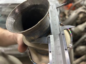Средняя часть глушителя титан  ZERO SPORTS SUBARU LEGACY OEM 44200AC000 BG5 1997 EJ20R MT5