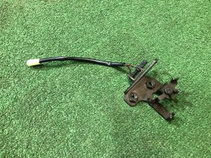 Замок багажника 57534AC011 SUBARU LEGACY