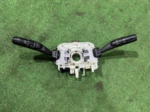 Блок подрулевых переключателей Гитара 83111AG651 SUBARU OUTBACK