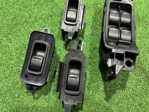 Window control module SUBARU OUTBACK OEM 83071AG010 83071AG040 BPE 2004 EZ30