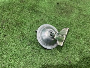 Болт запаски SUBARU OUTBACK OEM 97052AE000 BPE 2004