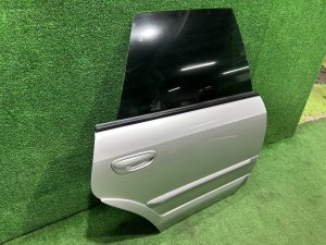 右リアドア SUBARU OUTBACK OEM 60409AG0409P BPE 2004 SILVER 39D, 3K3