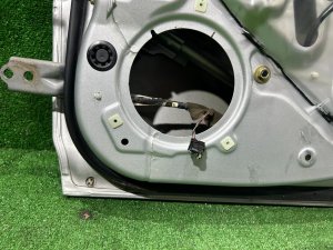 右リアドア SUBARU OUTBACK OEM 60409AG0409P BPE 2004 SILVER 39D, 3K3