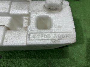Жесткость бампера передняя SUBARU OUTBACK OEM 57712AG000 57705AG030 57705AG010 BPE 2004