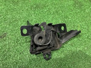 Замок капота 57310AG000 SUBARU OUTBACK