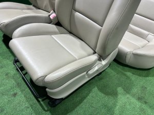 Conjunto de bancos кожа SUBARU OUTBACK OEM 64011AG221WA 64011AG231WA BPE 2004 SILVER 39D, 3K3