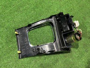 自动换挡中控台 пепельница SUBARU OUTBACK OEM 92121AG060 BPE 2004