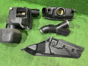 Корпус воздушного фильтра Свап SUBARU OUTBACK OEM 14435AA100 46052AG050 BPE 2004 EZ30