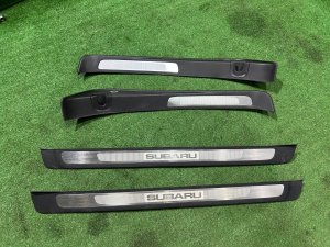 Накладки на пороги 94060AG170 94060AG180 SUBARU OUTBACK