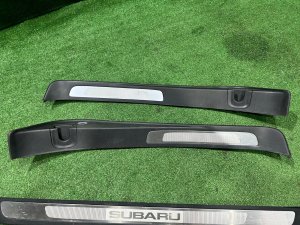 Накладки на пороги SUBARU OUTBACK OEM 94060AG170 94060AG180 BPE 2004 SILVER 39D, 3K3