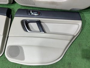 Обшивка дверей SUBARU OUTBACK OEM 94279AG180WA 94279AG190WA 94239AG700WA 94239AG710WA BPE 2004 SILVER 39D, 3K3