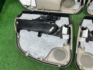 Обшивка дверей SUBARU OUTBACK OEM 94279AG180WA 94279AG190WA 94239AG700WA 94239AG710WA BPE 2004 SILVER 39D, 3K3